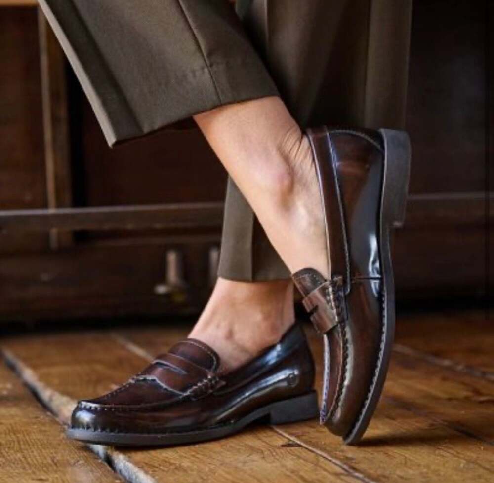 Born Women’s Patent Leather Macie Penny Loafer Brown  Size 9M